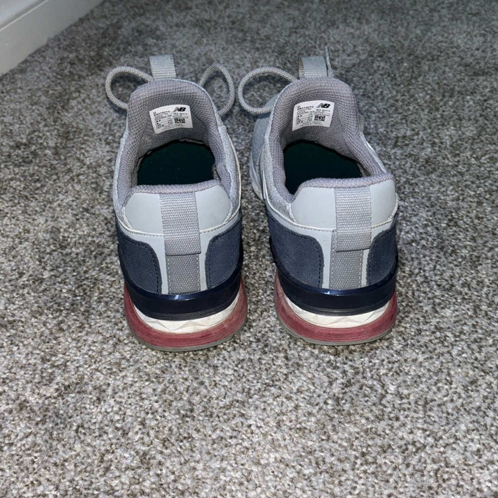 New Balance - Picture 5 of 7